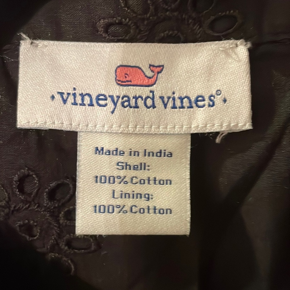VINEYARD VINED XL black eyelet fully lined sleeveless dress.